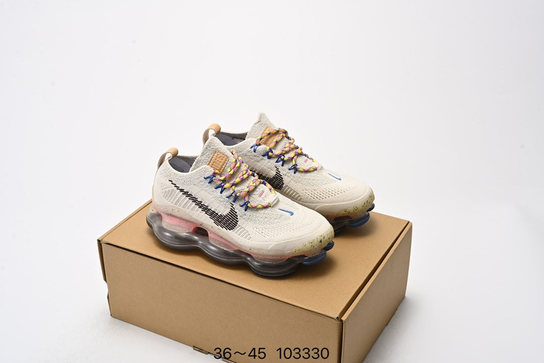 Nike Air Max - Detalle de la lengüeta y el collar con nuevos materiales.