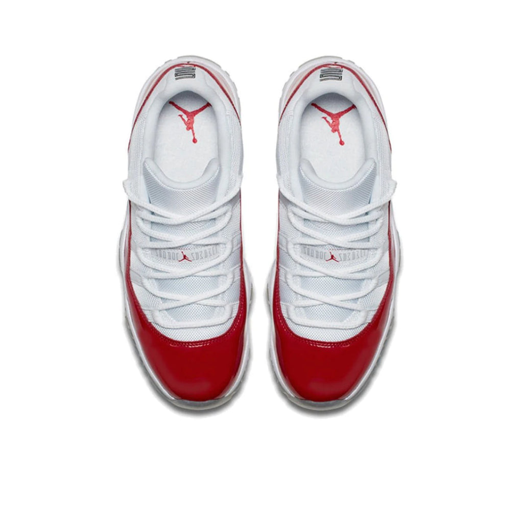 Imagen superior de las Air Jordan 11, mostrando su confort y capacidad de absorción de impactos.