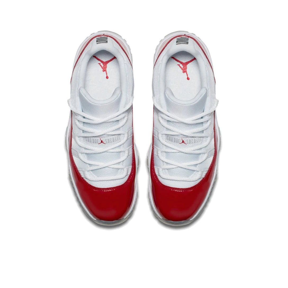 Imagen superior de las Air Jordan 11, mostrando su confort y capacidad de absorción de impactos.